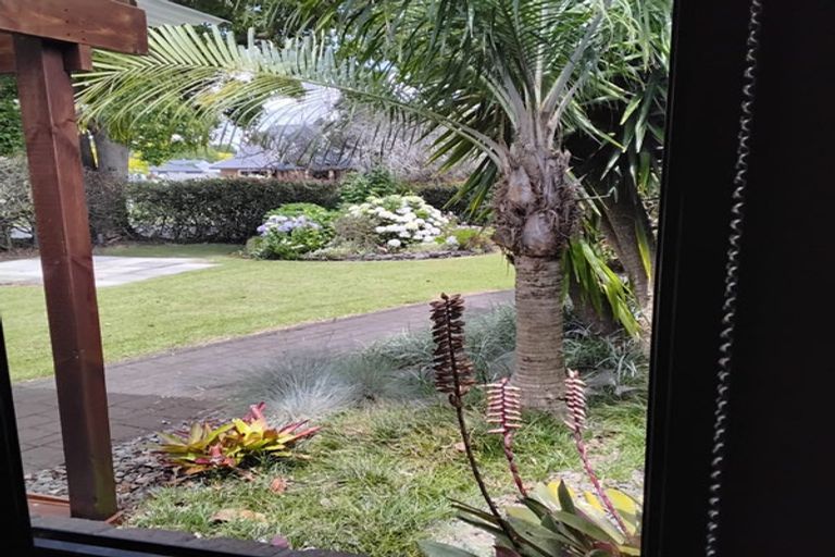 Photo of property in 11 Links View Drive, Omokoroa, 3114