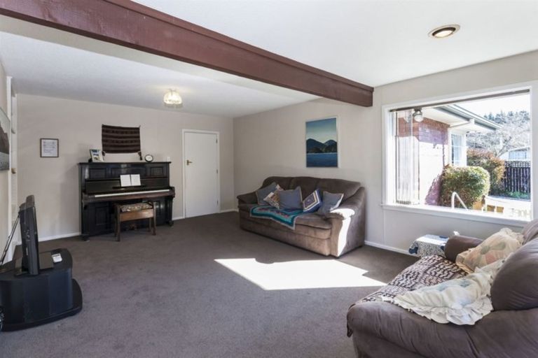 Photo of property in 298 Withells Road, Avonhead, Christchurch, 8042