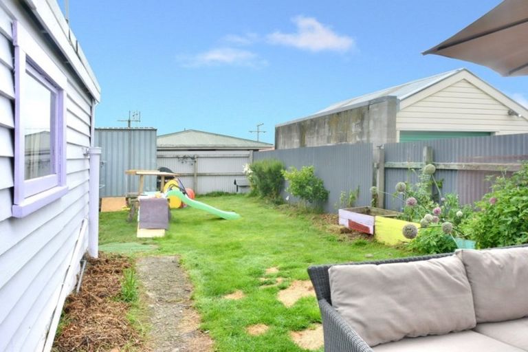 Photo of property in 23 Pencarrow Street, Caversham, Dunedin, 9012