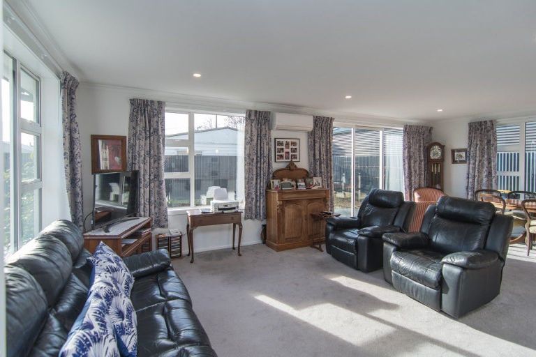 Photo of property in 30b Davie Street, Temuka, 7920