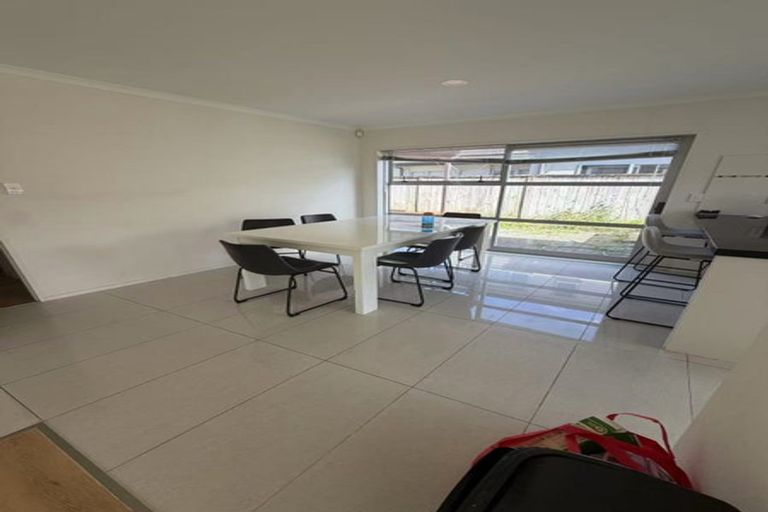 Photo of property in 21 Kensway Drive, Flat Bush, Auckland, 2016