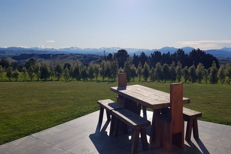Photo of property in 1153 Rolling Ridges Road, Levels Valley, Timaru, 7975