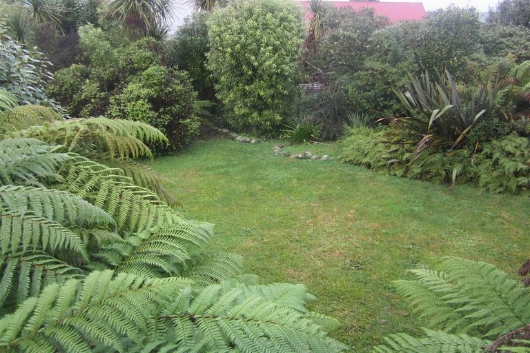 Photo of property in 42 Koe Street, Moana, 7872