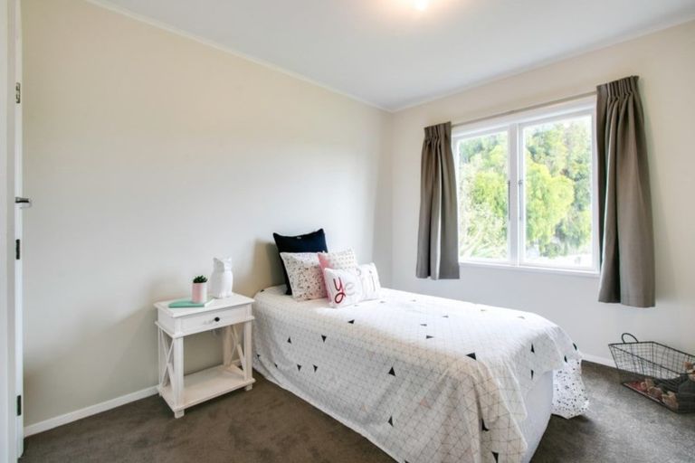 Photo of property in 34 Oldham Avenue, Onekawa, Napier, 4110