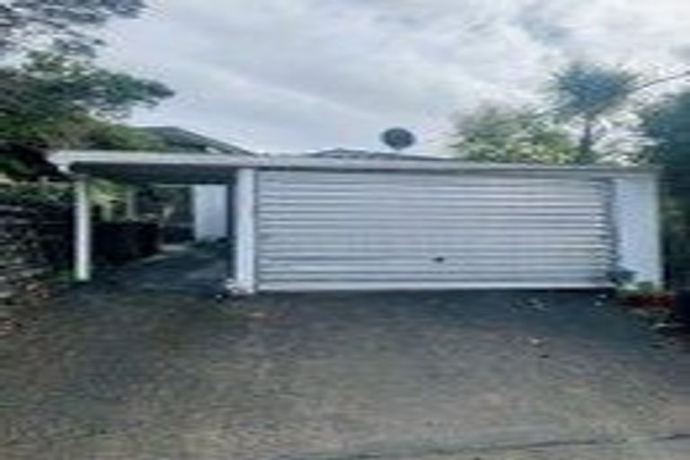 Photo of property in 69 Peach Road, Glenfield, Auckland, 0629