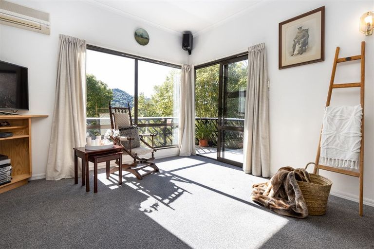 Photo of property in 5 Newgate Street, Picton, 7220