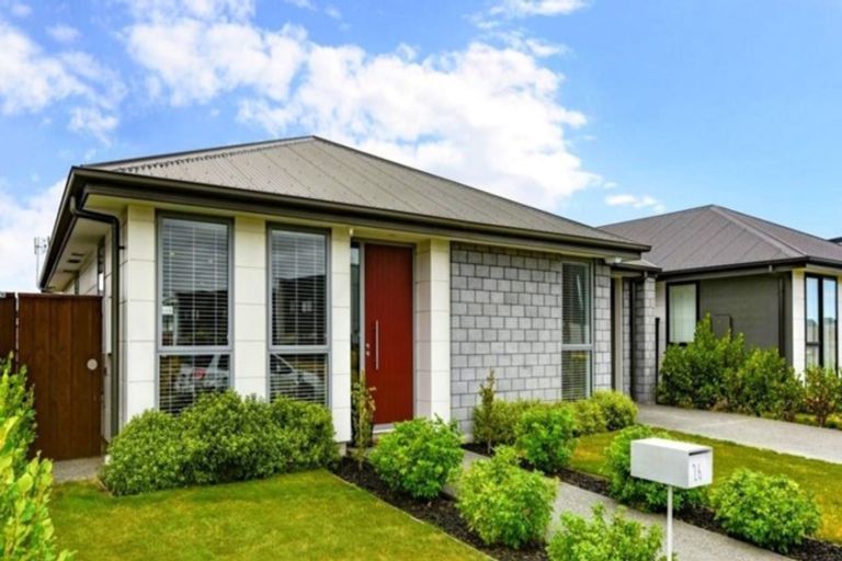 Photo of property in 26 George West Square West, Wigram, Christchurch, 8025