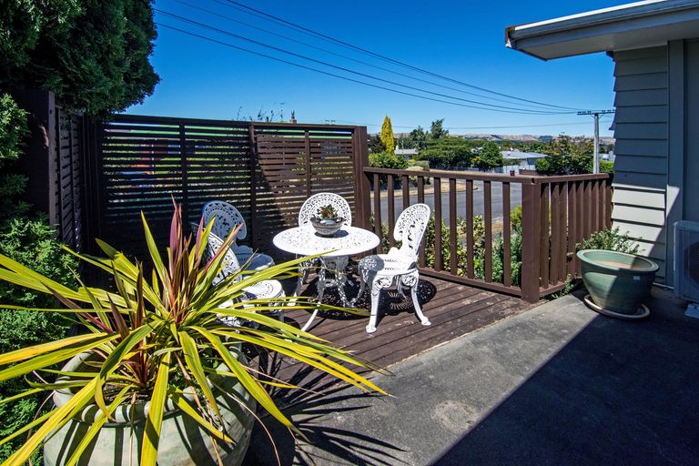Photo of property in 1 Rata Place, Lansdowne, Masterton, 5810