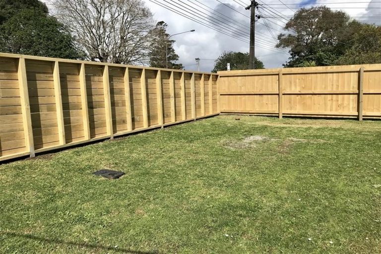 Photo of property in 1/73 Shakespeare Road, Milford, Auckland, 0620