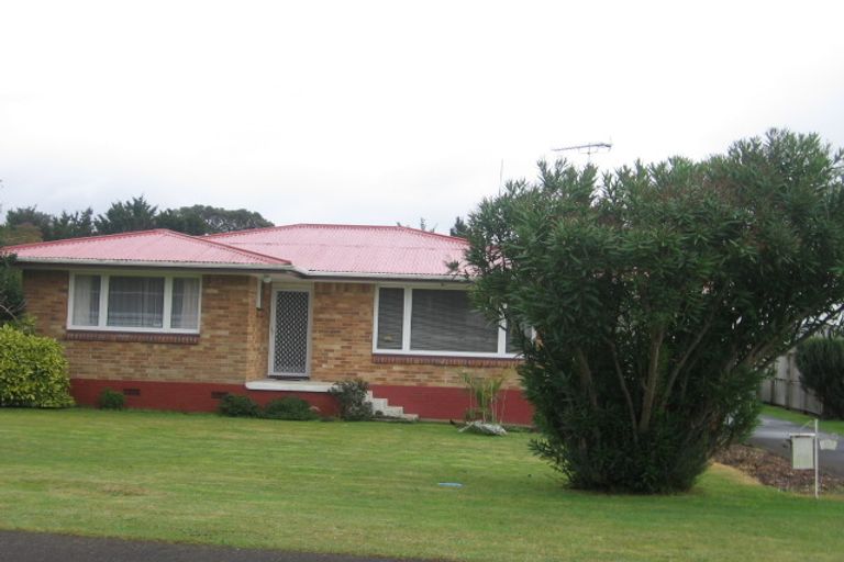 Photo of property in 2/14 Alexander Street, Papakura, 2110