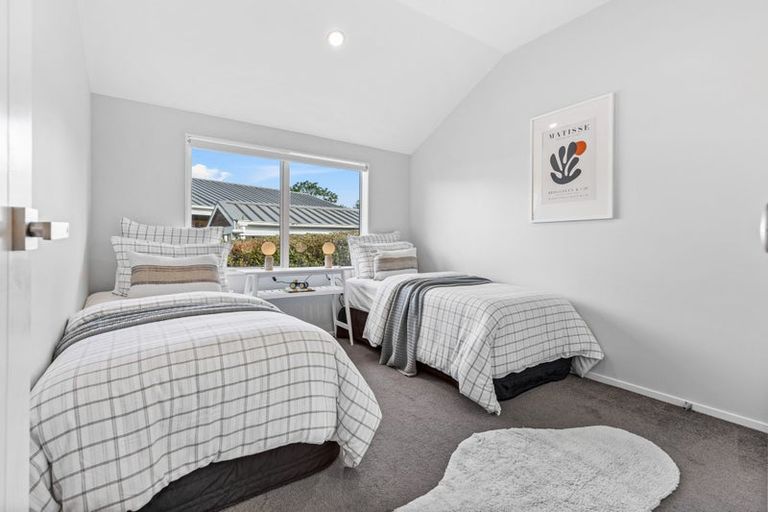 Photo of property in 19b Duncan Avenue, Te Atatu South, Auckland, 0610