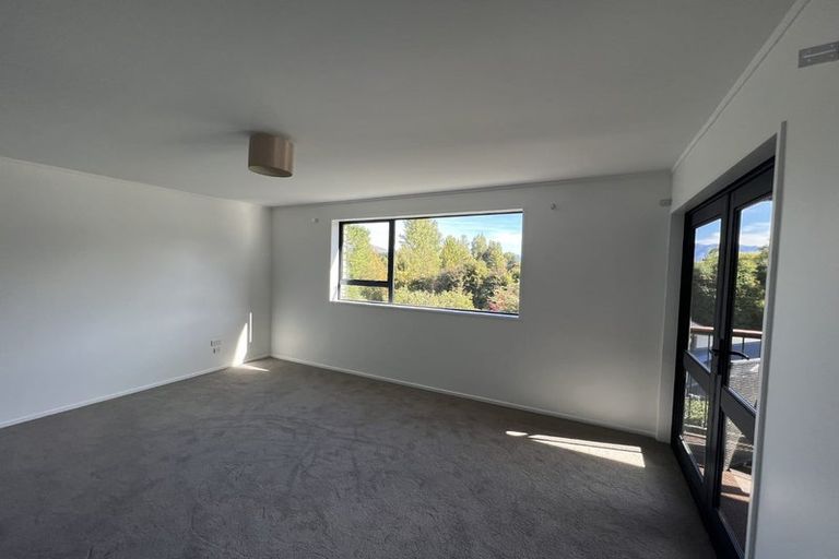 Photo of property in 73 Mcdonnell Road, Arrowtown, 9302