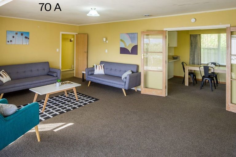 Photo of property in 70-70a Kano Street, Karori, Wellington, 6012