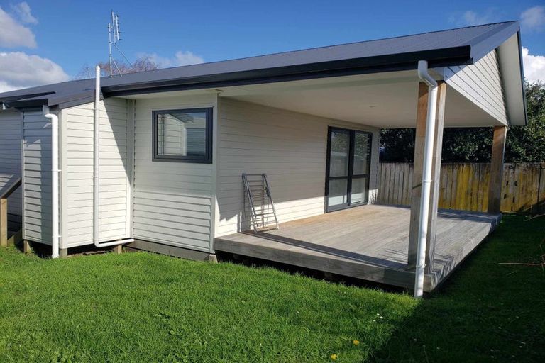 Photo of property in 21 Tairere Crescent, Rosehill, Papakura, 2113