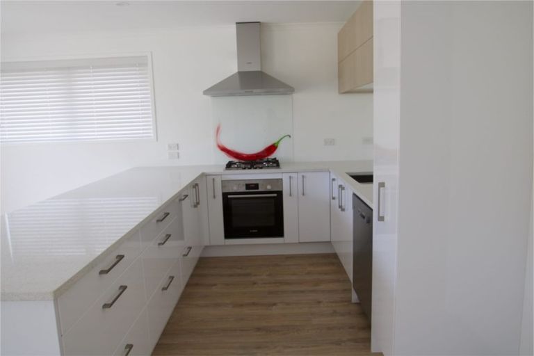 Photo of property in 29 Matakohe Road, Westgate, Auckland, 0814