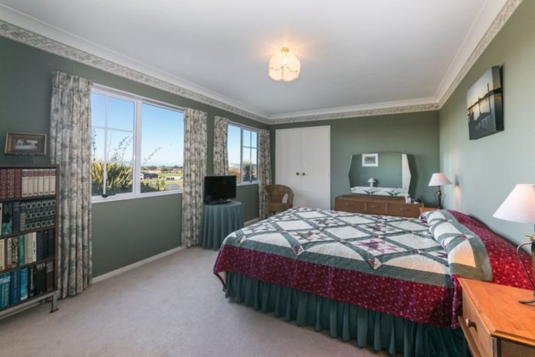 Photo of property in 16 Kaiangaroa Place, Bay View, Napier, 4104