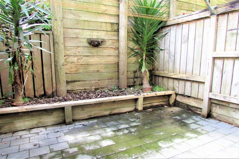 Photo of property in 24/20 Thompson Street, Mount Cook, Wellington, 6011