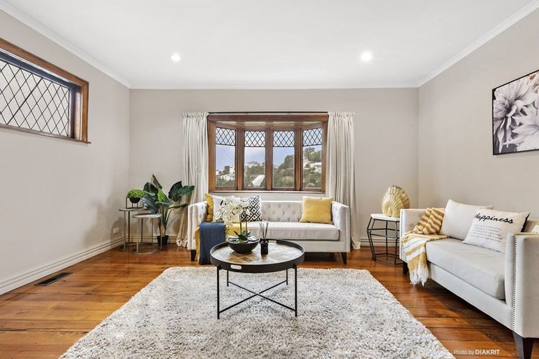 Photo of property in 16 Northland Road, Northland, Wellington, 6012