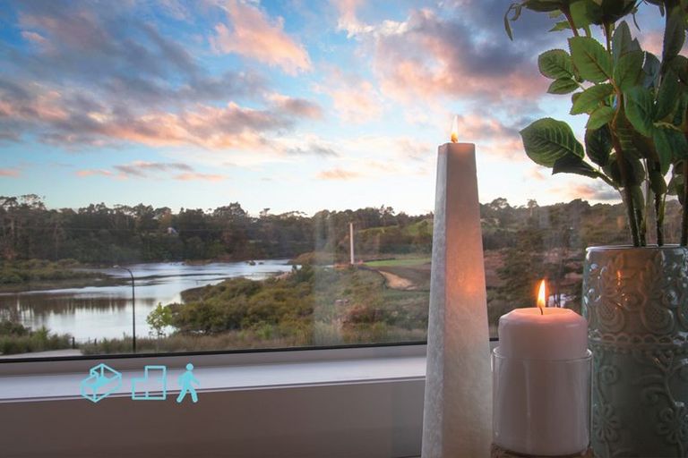 Photo of property in 12 Tauwaka Crescent, Riverhead, 0820