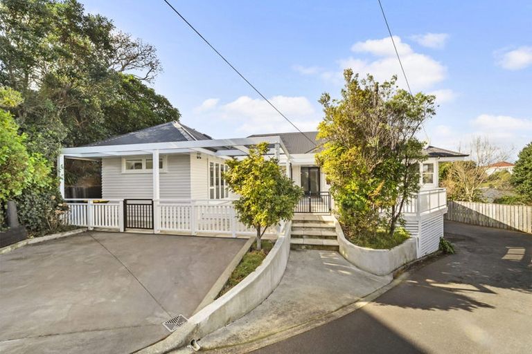 Photo of property in 45a Box Hill, Khandallah, Wellington, 6035