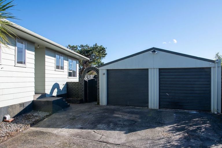 Photo of property in 41 Outram Grove, Kelson, Lower Hutt, 5010