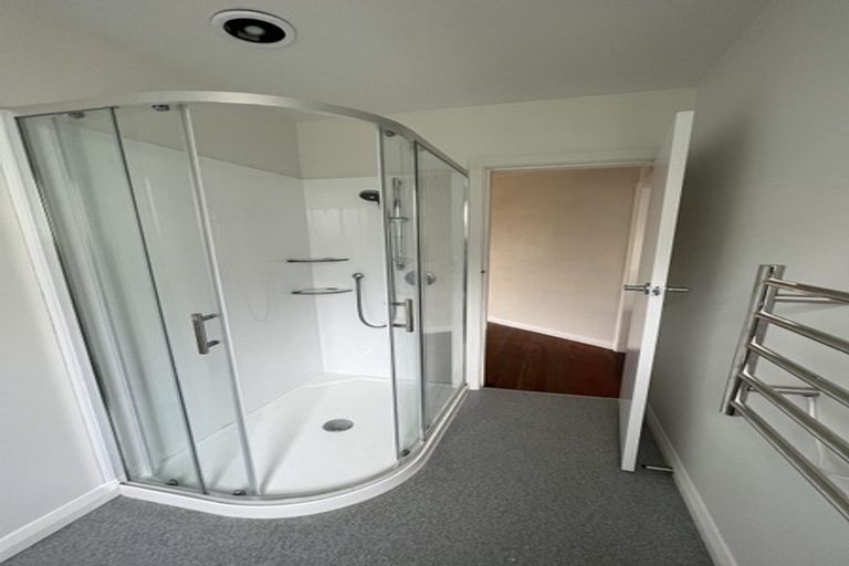 Photo of property in 64 Raroa Road, Kelburn, Wellington, 6012