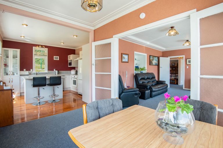 Photo of property in 136a Main South Road, Green Island, Dunedin, 9018