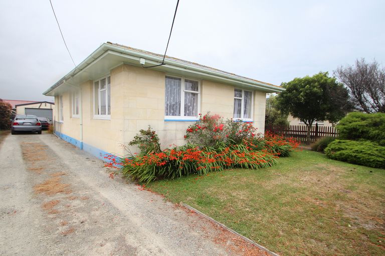 Photo of property in 43 Dacre Street, Oamaru North, Oamaru, 9400