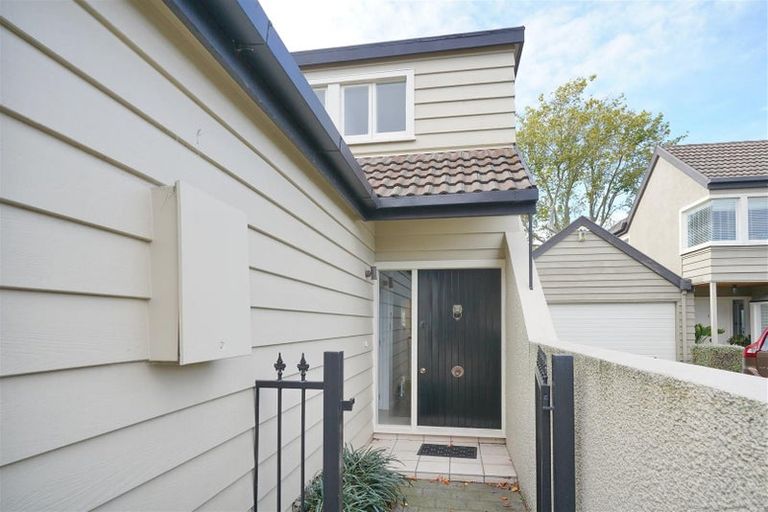 Photo of property in 1/127 Fendalton Road, Fendalton, Christchurch, 8014