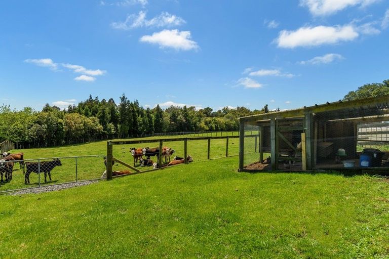 Photo of property in 30 Goodall Road, Snells Beach, 0920