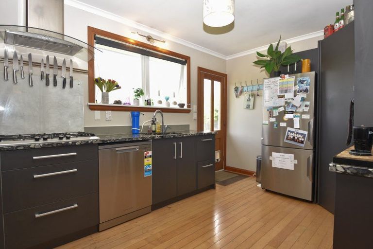 Photo of property in 22 Humphries Street, Greytown, 5712