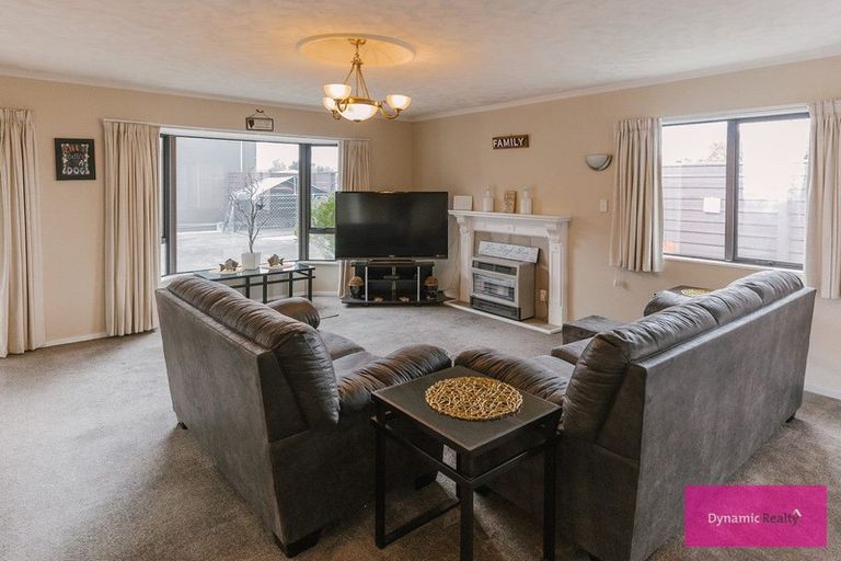 Photo of property in 10 Botanical Road, Takaro, Palmerston North, 4412