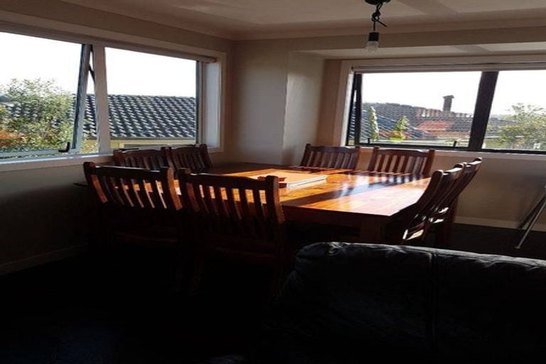 Photo of property in 16 Hetherington Road, Ranui, Auckland, 0612