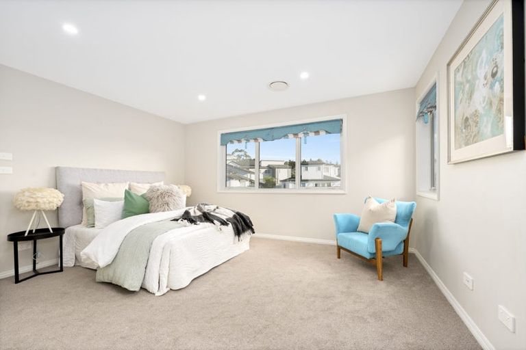 Photo of property in 5 Moko Lane, Greenhithe, Auckland, 0632