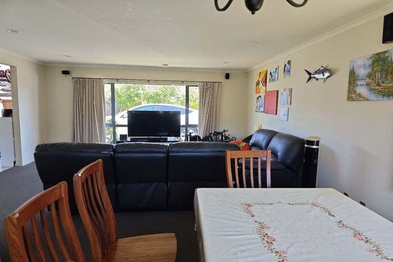 Photo of property in 8 Alvre Place, Flat Bush, Auckland, 2016