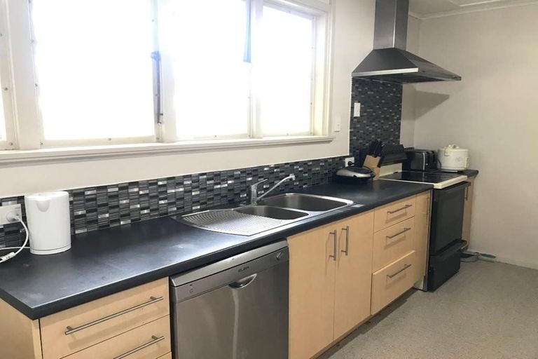 Photo of property in 3 Main South Road, Sockburn, Christchurch, 8042