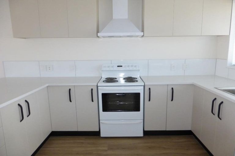 Photo of property in 2/42 Barbour Street, Waltham, Christchurch, 8011