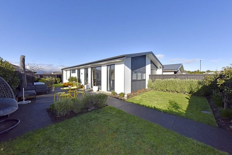 Photo of property in 41 Bradwell Crescent, Halswell, Christchurch, 8025