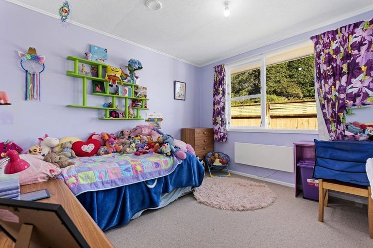 Photo of property in 485a Stokes Valley Road, Stokes Valley, Lower Hutt, 5019