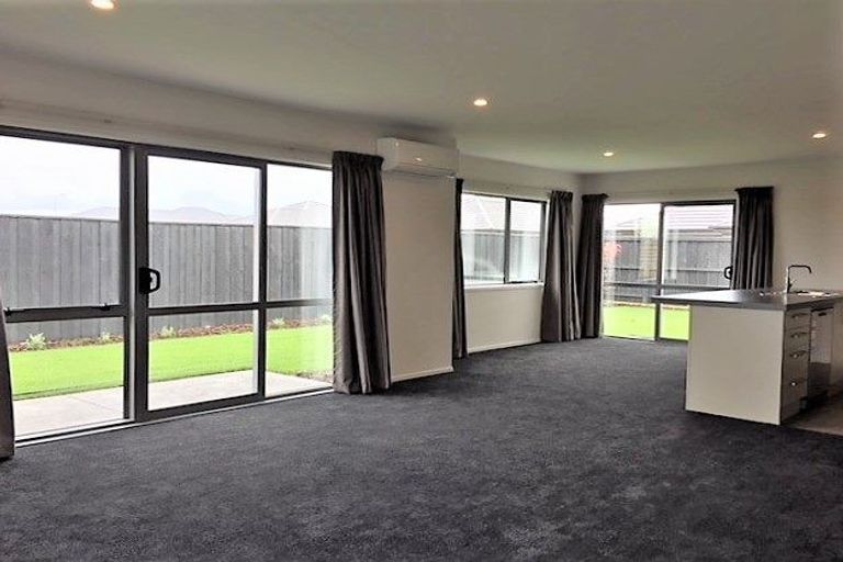 Photo of property in 44 Wallingford Crescent, Rolleston, 7615