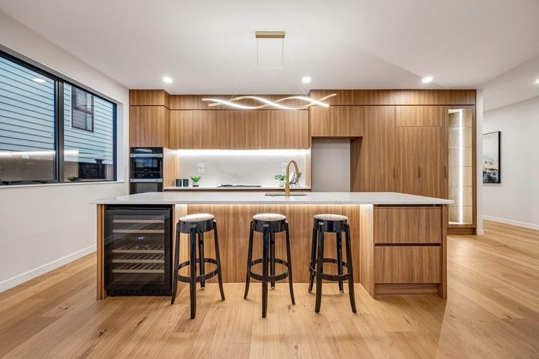 Photo of property in 14 Pakirikiri Street, Long Bay, Auckland, 0630