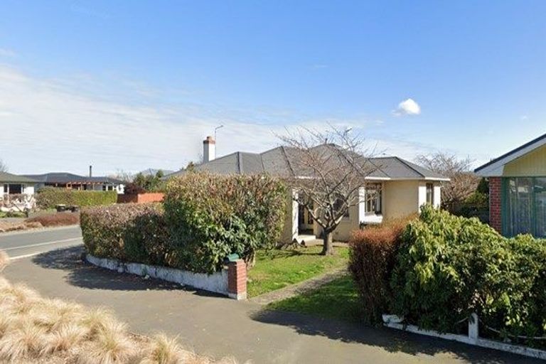 Photo of property in 2 Exmouth Street, Waverley, Invercargill, 9810