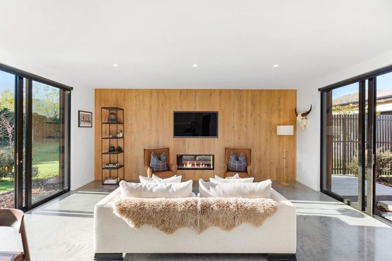 Photo of property in 214 Mcdonnell Road, Arrowtown, Queenstown, 9371