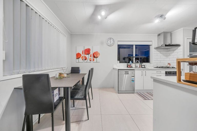Photo of property in 1/8 Iota Place, Clover Park, Auckland, 2023