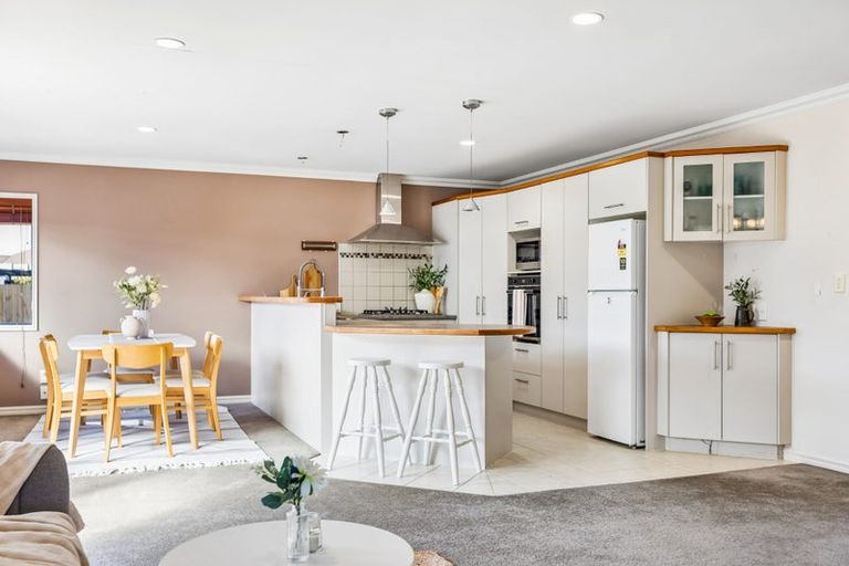 Photo of property in 9 Ohope Place, Papamoa Beach, Papamoa, 3118