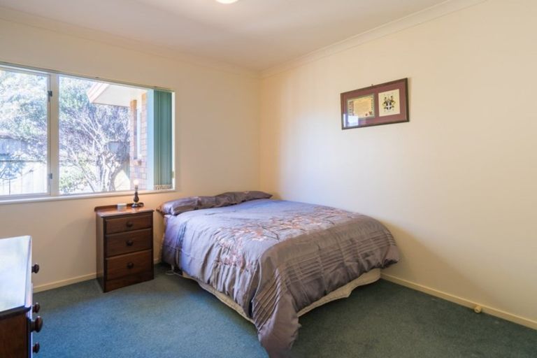 Photo of property in 35 Campion Road, Waikanae Beach, Waikanae, 5036