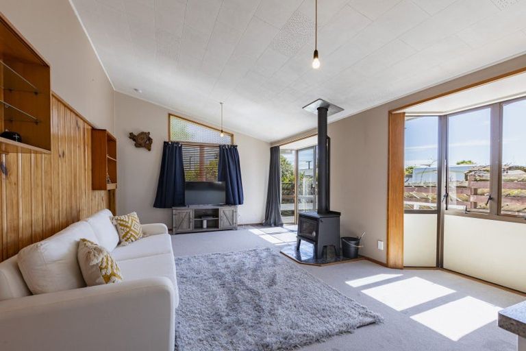 Photo of property in 124 Charles Street, Westshore, Napier, 4110