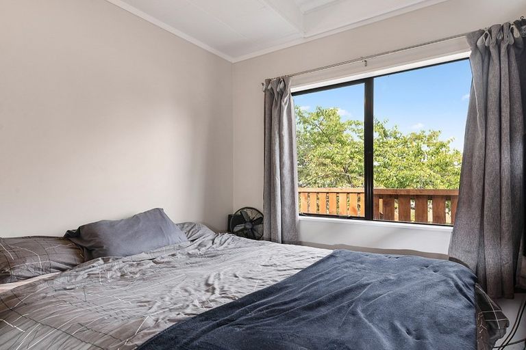 Photo of property in 20 Beech Place, Owhata, Rotorua, 3010