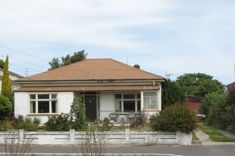 Photo of property in 16 Fairfield Avenue, Addington, Christchurch, 8024