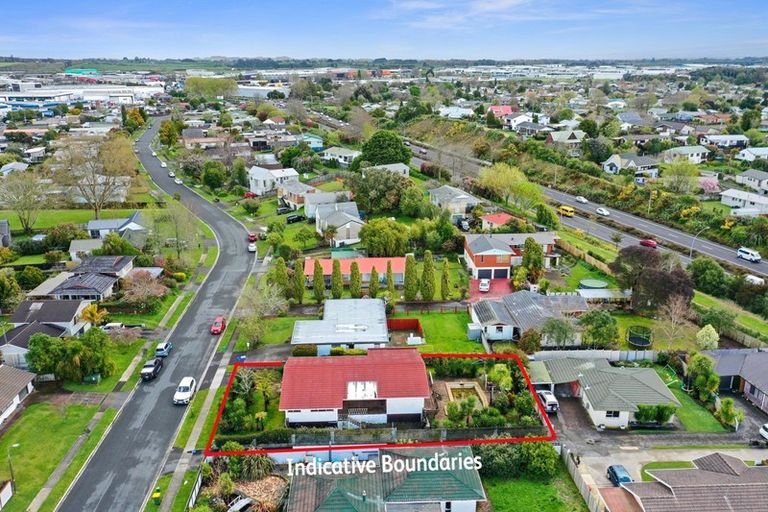 Photo of property in 22 Morrow Avenue, St Andrews, Hamilton, 3200